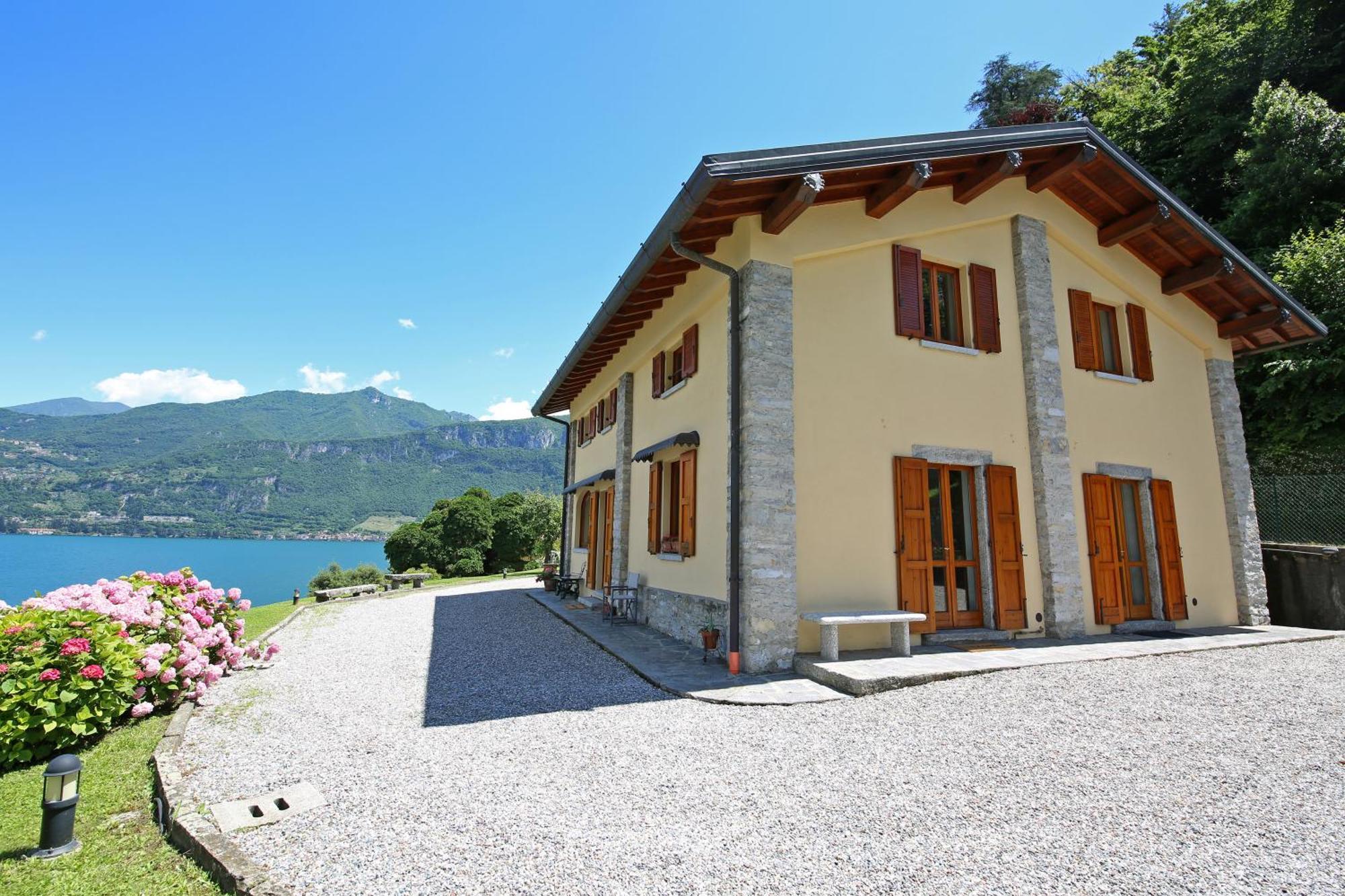 Villa La Punta Bellagio Exterior photo